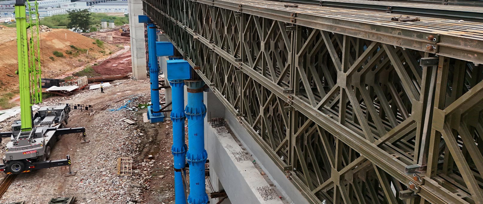 الشركة الهندسية رقم 5 التابعة لشركة CCCC First Harbour Engineering - ممر شيزيانج
