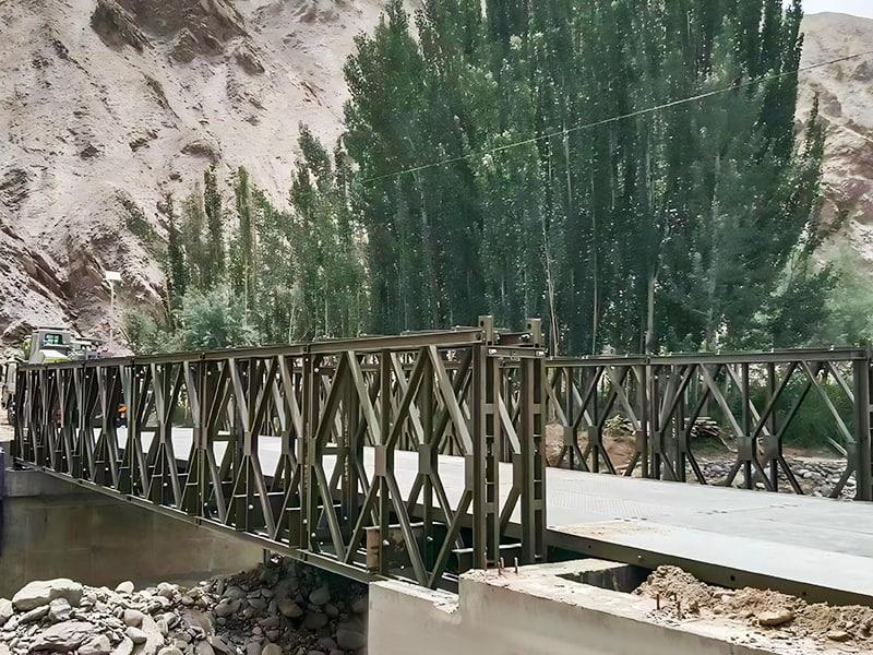 CB 100 Bailey Bridge جسر بيلي ذو صف مزدوج وطبقة واحدة مطلي