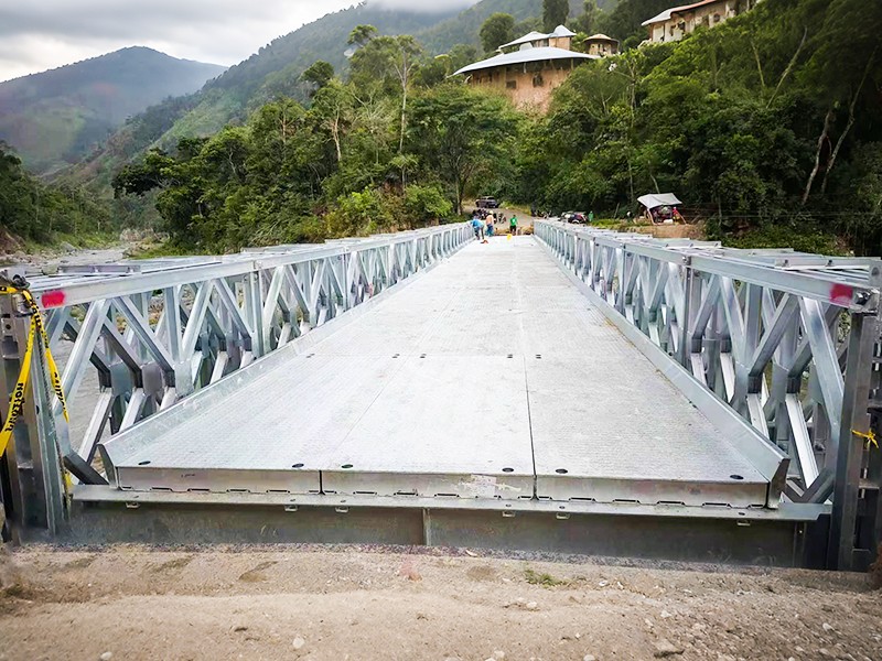 CB 100 Bailey Bridge جسر بيلي مزدوج الصف وطبقة واحدة مجلفن حسب الطلب